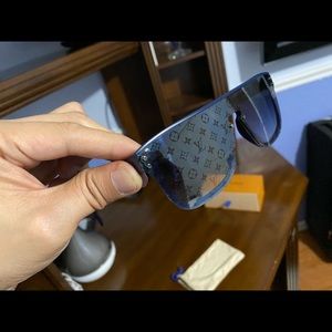 Louis Vuitton Waimea Navy Blue Sunglasses  Blue sunglasses, Louis vuitton  sunglasses, Louis vuitton accessories